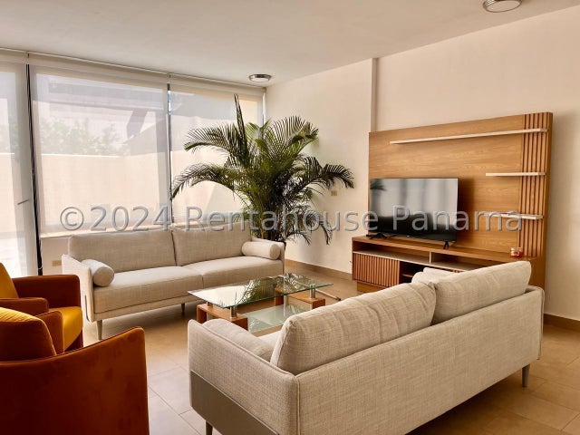 Beautiful Condo